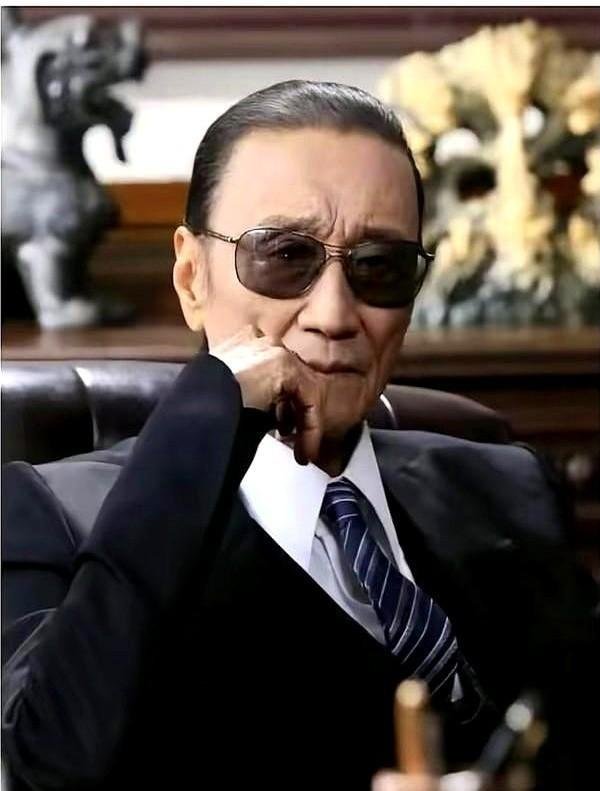 体育游戏app平台 ”说完就把相册合上-开云「中国集团」Kaiyun·官方网站-登录入口